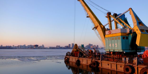 oil and gas distributor work