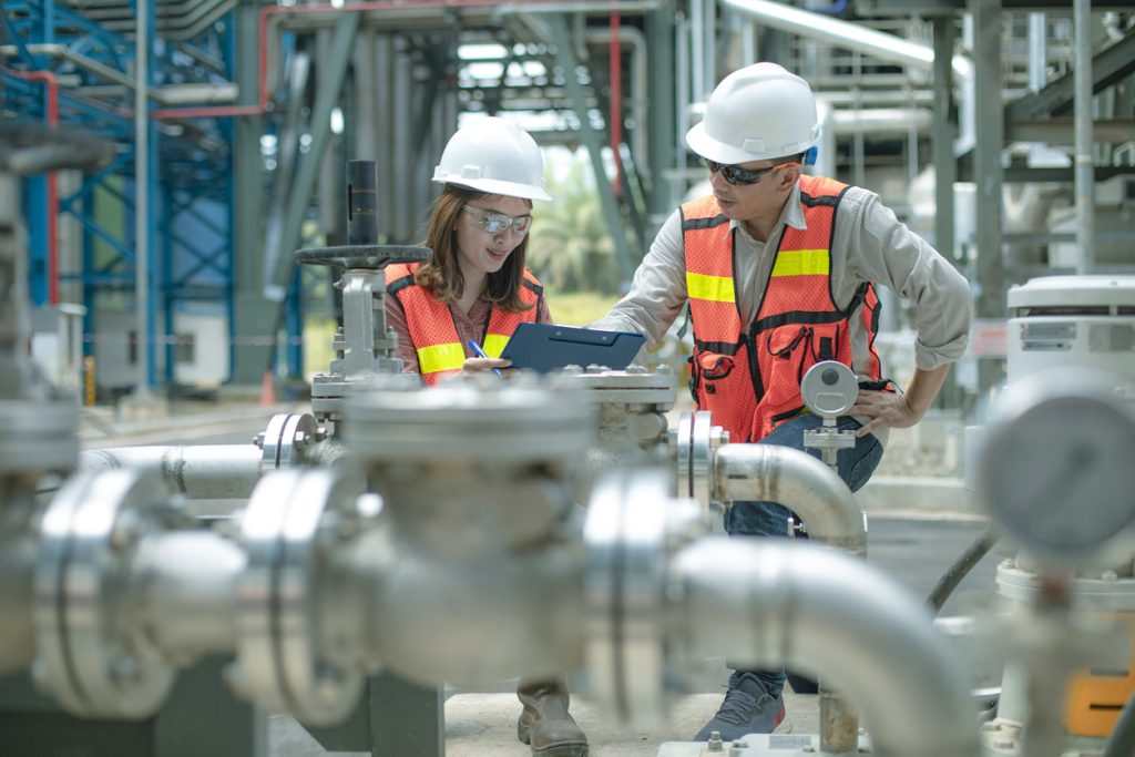 contractors discussing energy factoring